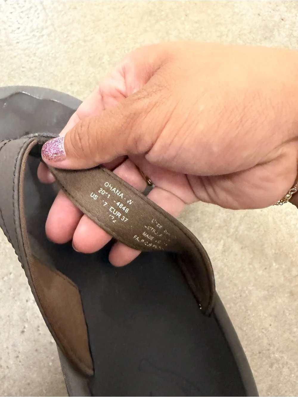 OluKai Men's Brown and Dark Brown Flip-Flop Sandals